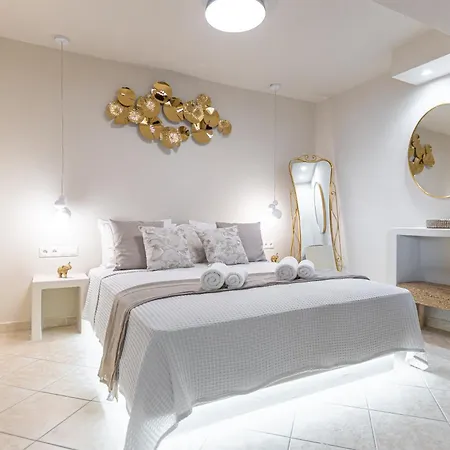 Golden Dream Luxury * Naxos City